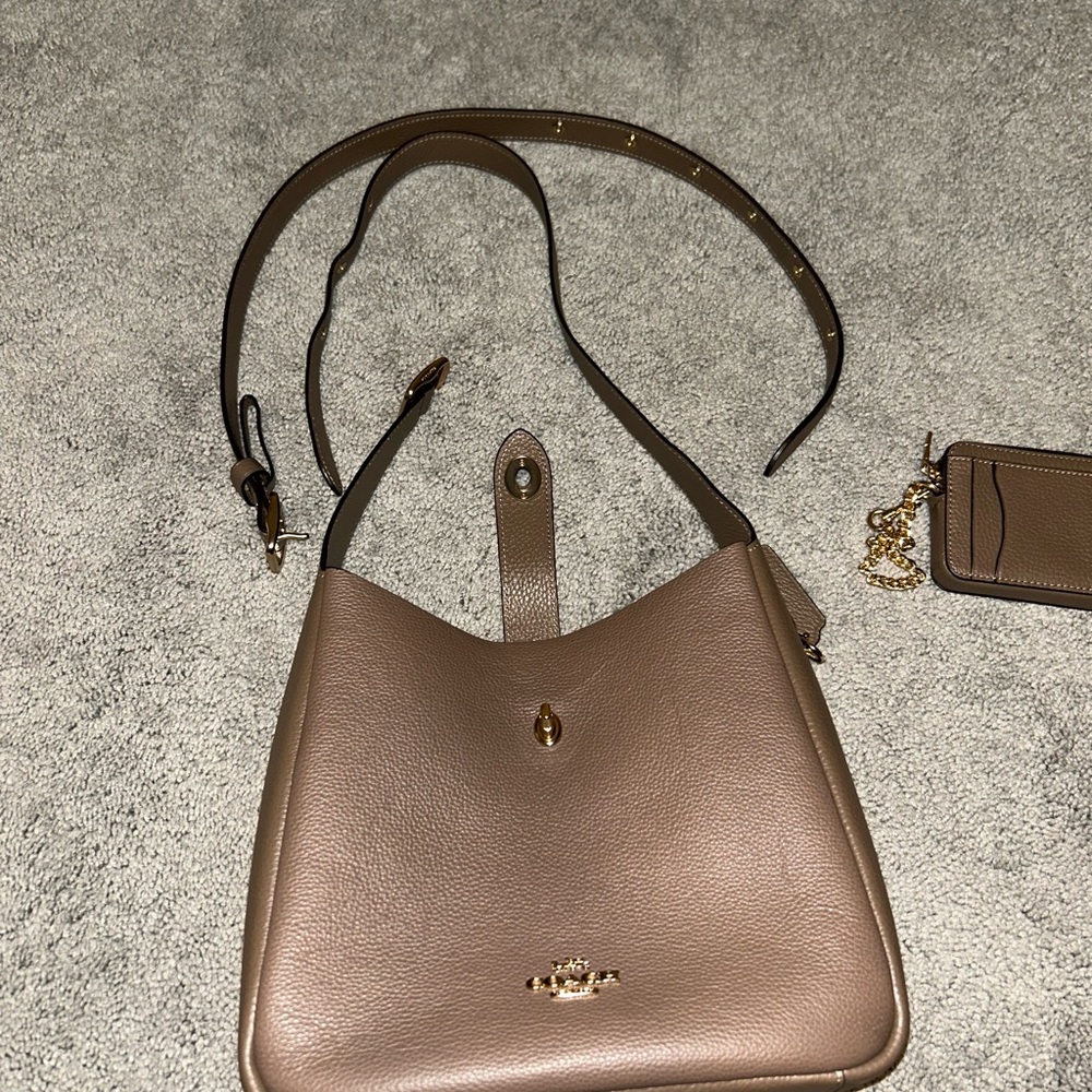 Coach Hadley Tan Leather Shoulder Bag